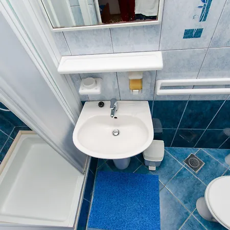 Ivana * Τρογκίρ